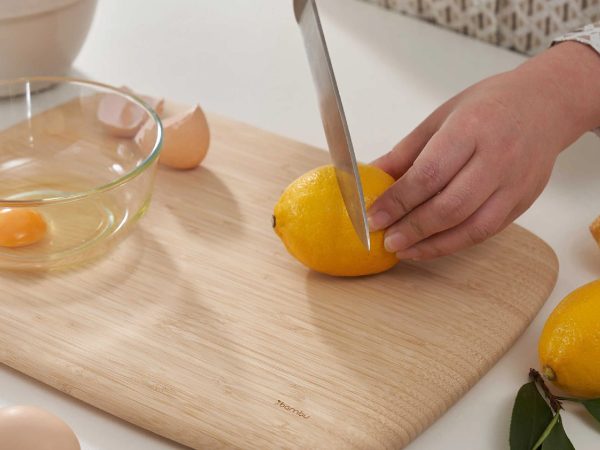 Bambu Classic Bamboo Chopping and Serving Board – Large