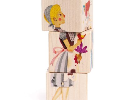 Bajo Cinderella Turning Storytelling Blocks