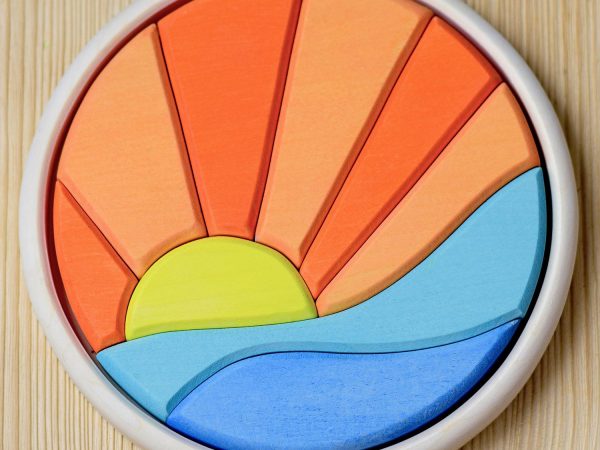 Bumbu Sea with Sun Round Wooden Puzzle