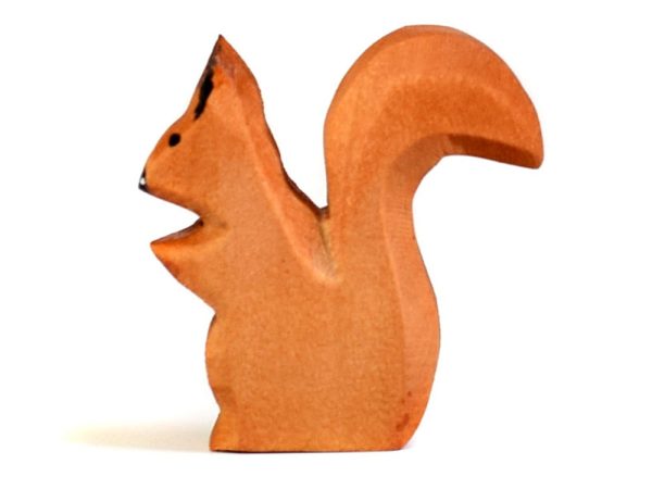 Bumbu Wooden Sitting Squirrel