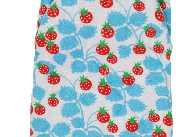 Duns Oven Glove - Wild Strawberries Blue