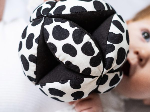 Etta Loves Organic Sensory Grasping Ball