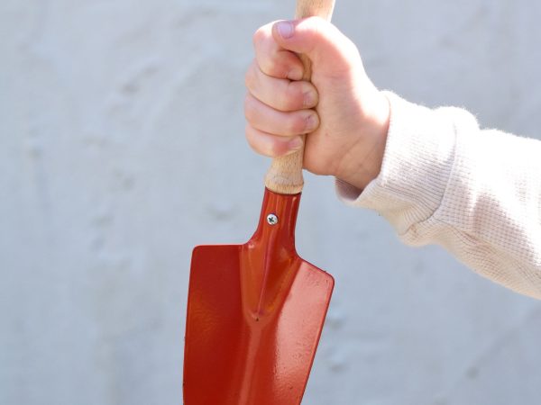 Glückskäfer Round Metal Shovel - Red