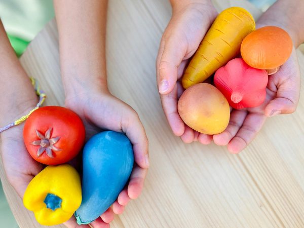 Olli Ella Tubbles Sensory Play Stones - Vibrant Veggies