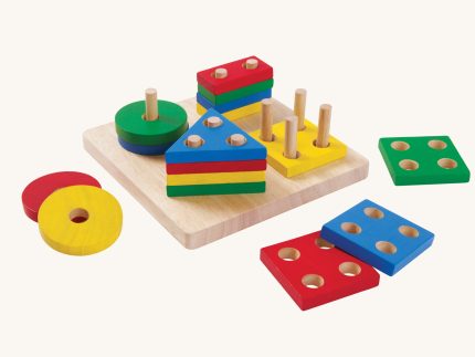PlanToys Geometric Sorting Board