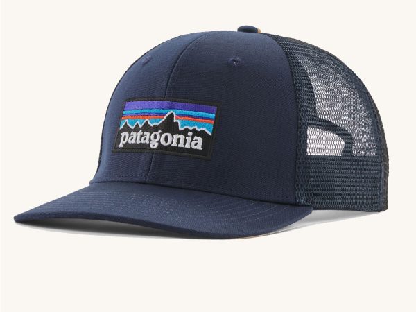 Patagonia P-6 Logo Trucker Hat - New Navy