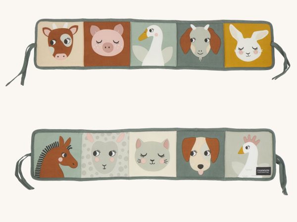 Roommate Country Life Fabric Book