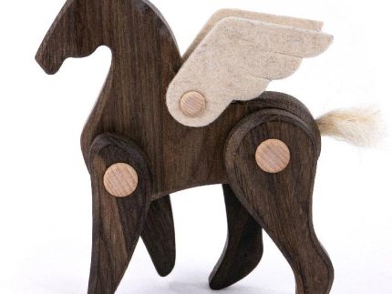Tobe Black Oak Pegasus