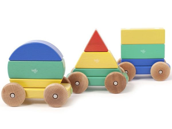 Tegu Magnetic Shape Train - Big Top