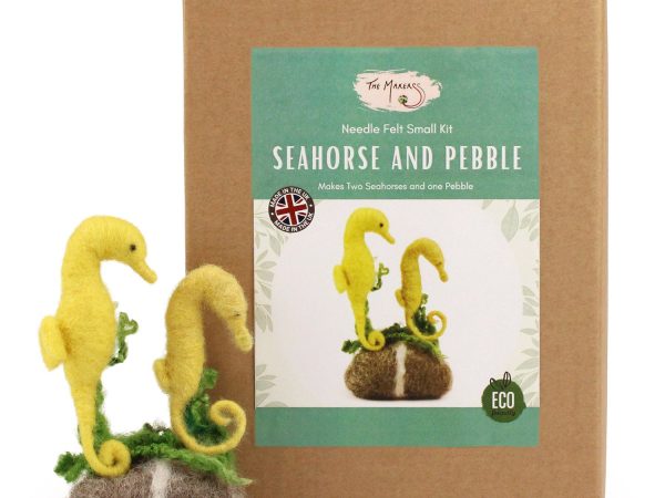 The Makerss - Small Seahorse & Pebble Needle Felt Kit