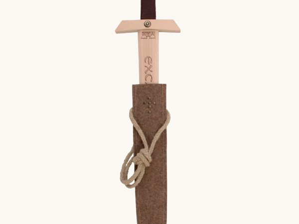 Vah Excalibur Wooden Sword Set